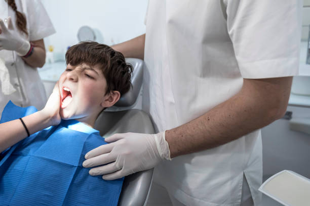 Best Weekend Emergency Dentist in Maysville, MO